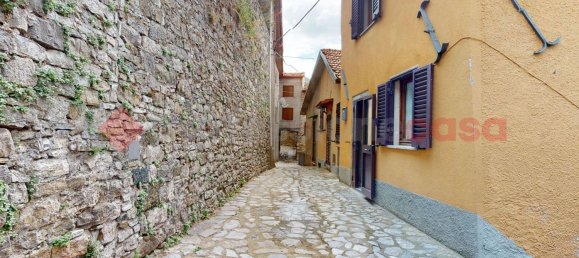 4-salle Maison à Careggine, Italy No. 233098 3