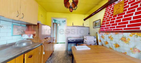 4-salle Maison à Careggine, Italy No. 233098 8