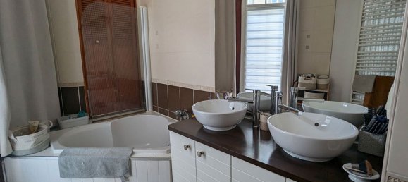 Casa de 6 dormitorios en Segre, France No. 323441 5