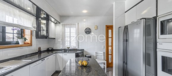 4 غرف نوم منزل في Maia, Portugal رقم 50277 18