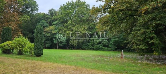 13 bedrooms Castles in Angers, France No. 298083 14