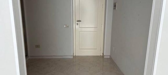 4 rooms Apartment in Santa Flavia, Italy No. 37654 4