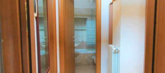 2غرفة شقة في Alzano Lombardo, Italy رقم 235813 5