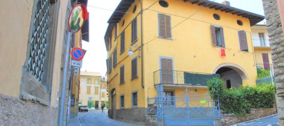 2غرفة شقة في Alzano Lombardo, Italy رقم 235813 14