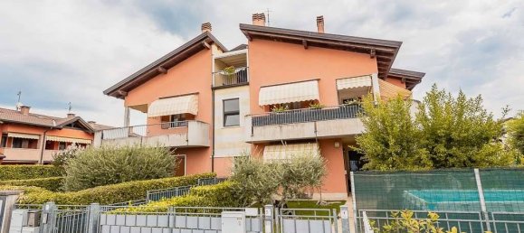 Квартира с 3 спальнями в Вигазьо, Италия № 271018 3