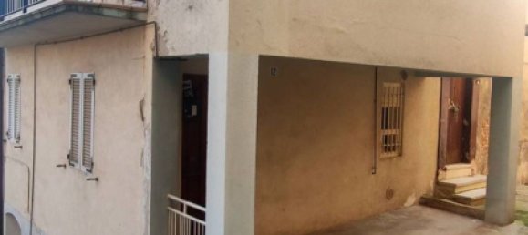 6 rooms House in Montegranaro, Italy No. 86049 3