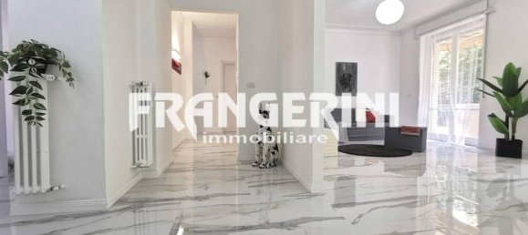 9-Zimmer Wohnung in Livorno, Italy, Nr. 228685 3