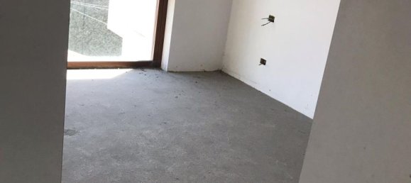 Apartamento de 2 habitaciónes en Cardano al Campo, Italy No. 287740 2