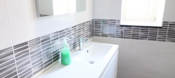 Casa de 4 habitaciónes en Palagonia, Italy No. 238989 6