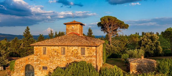 5 bedrooms Villa in Cetona, Italy No. 58740 7