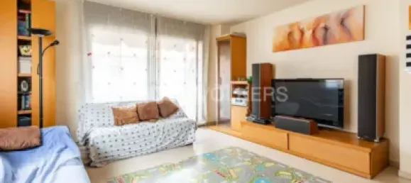 Квартира с 3 спальнями в Кастельдефельс, Испания № 174923 4