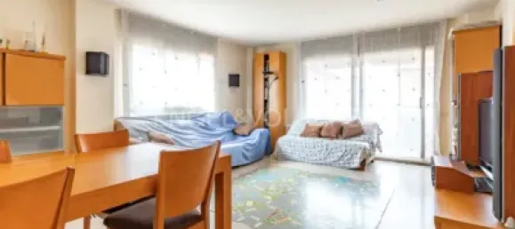 Квартира с 3 спальнями в Кастельдефельс, Испания № 174923 28