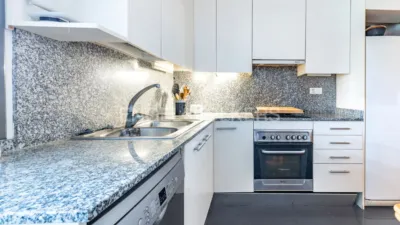 Квартира с 3 спальнями в Кастельдефельс, Испания № 174923