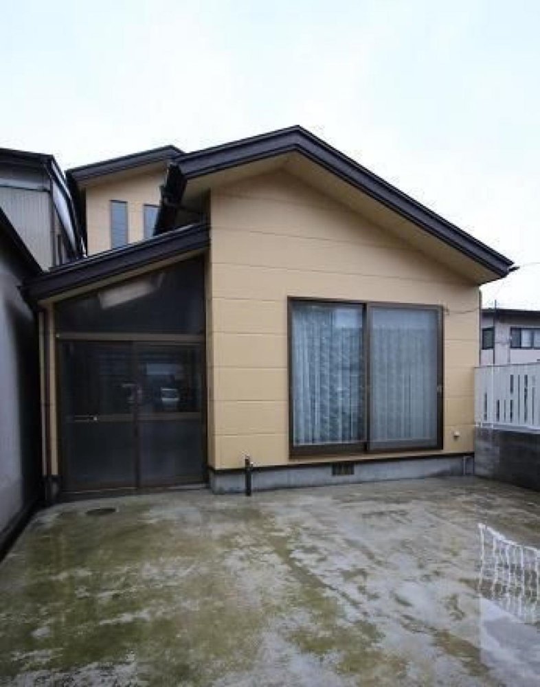 5 bedrooms House in Akita, Japan No. 5756