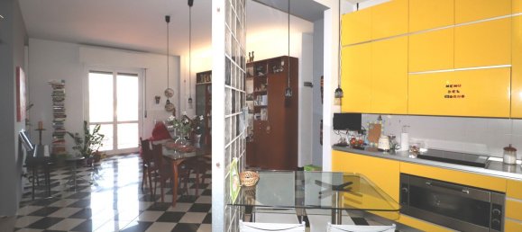 3-salle Appartement à Barlassina, Italy No. 109840 8