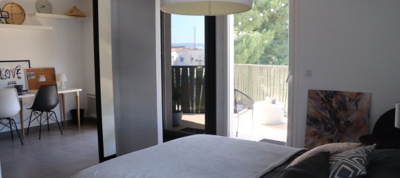 Apartamento de 2 dormitorios en Marseille, France No. 318629 3