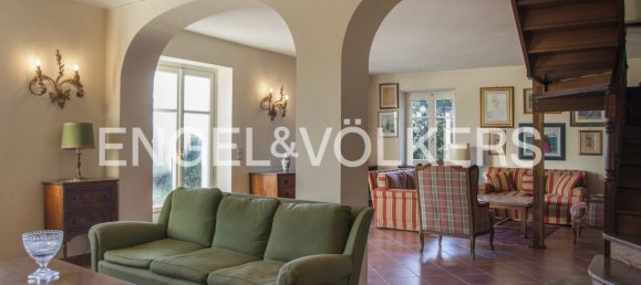 Вилла с 11 комнатами в Санфре, Италия № 64720 7