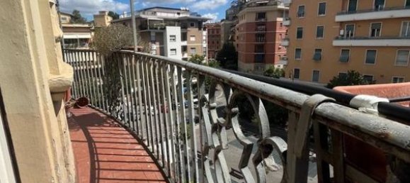 4 bedrooms Apartment in Rome, Italy No. 273973 22
