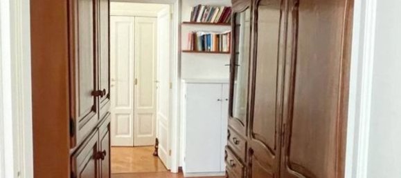 4 bedrooms Apartment in Rome, Italy No. 273973 26