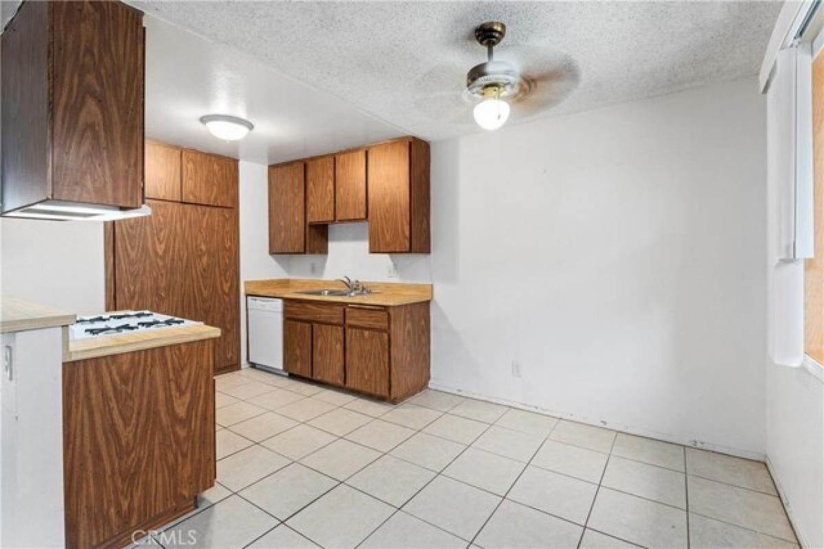 9 bedrooms House in Anaheim, USA No. 377115