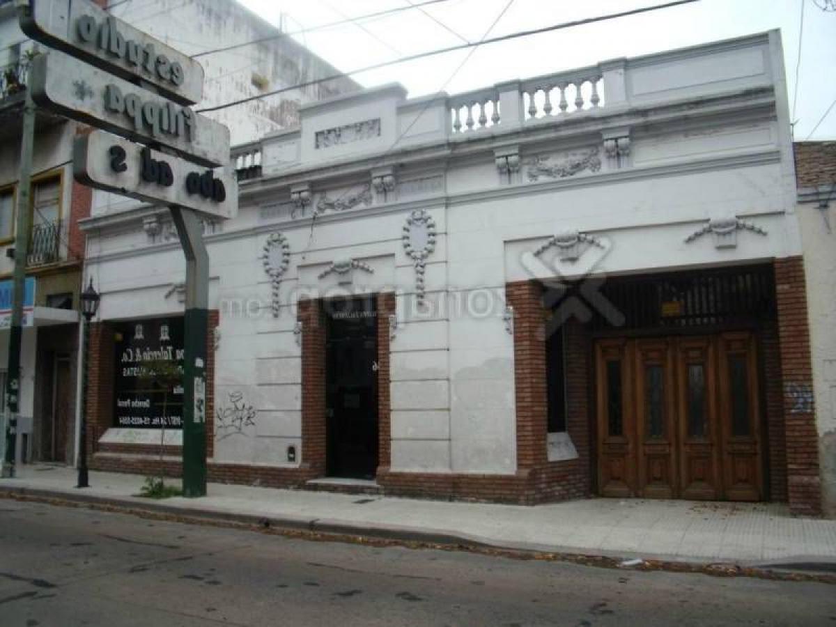 4 bedrooms House in Lomas de Zamora, Argentina No. 10455