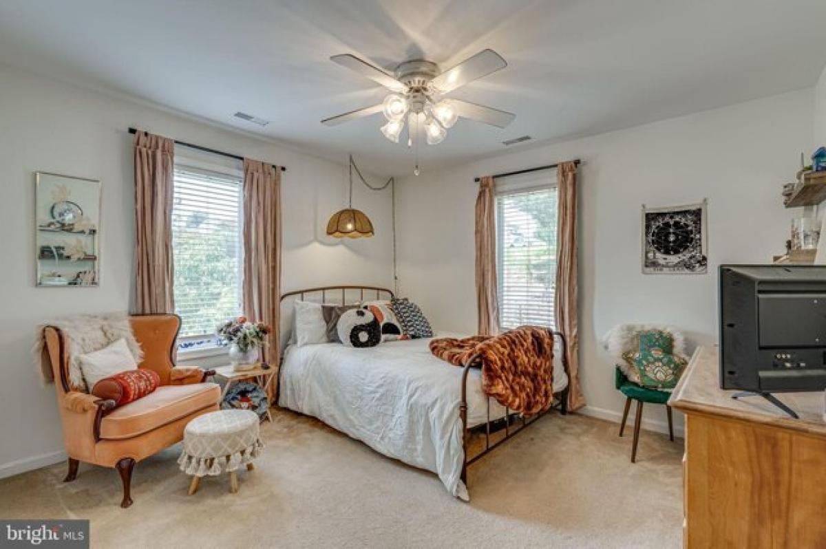 Casa de 5 dormitorios en Huntingtown, USA No. 425137