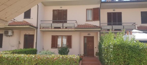 8 غرف نوم منزل في Larciano, Italy رقم 342636 25