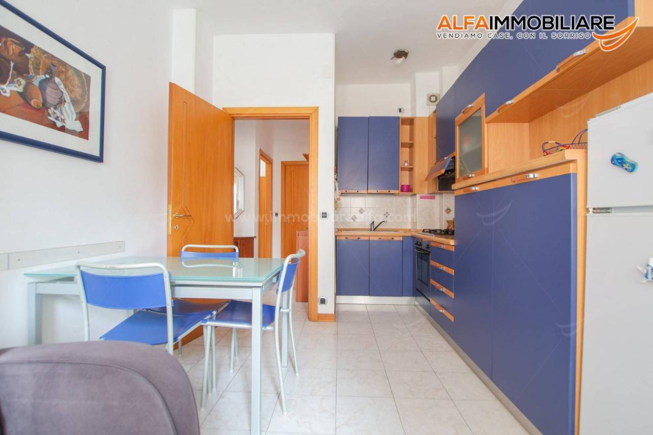 3 rooms Apartment in Borghetto Santo Spirito, Italy No. 27782