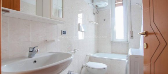 3 rooms Apartment in Borghetto Santo Spirito, Italy No. 27782 12