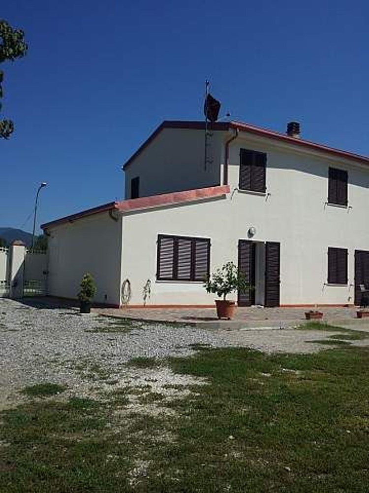 Casa de 5 divisões em Cascina, Italy N.º 79874