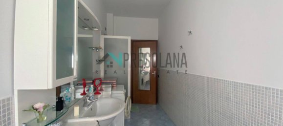 Apartamento de 2 dormitorios en Oneta, Italy No. 167069 11