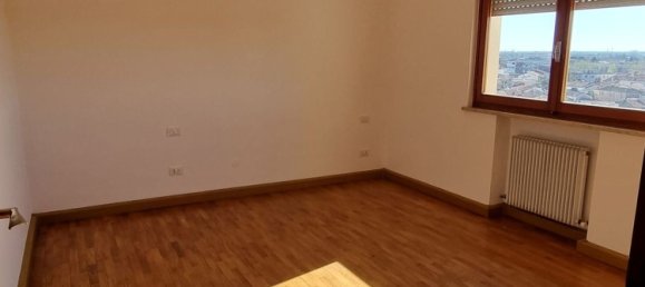 4-Zimmer Wohnung in Udine, Italy, Nr. 84292 14