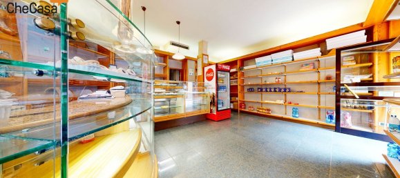 135m² Commercial property in Caponago, Italy No. 378464 8