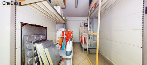 135m² Commercial property in Caponago, Italy No. 378464 20