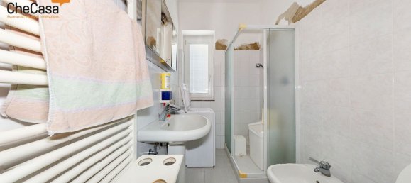 135m² Commercial property in Caponago, Italy No. 378464 21