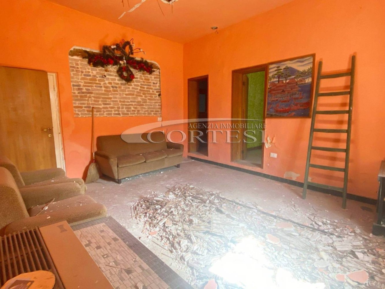 2 bedrooms House in Mondolfo, Italy No. 196667