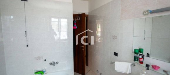 2 bedrooms Apartment in Pescantina, Italy No. 324414 12