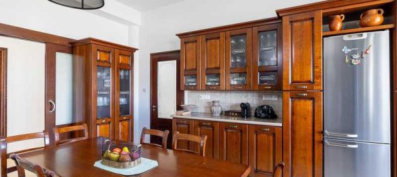 4 bedrooms House in Konia, Cyprus No. 15915 9