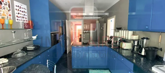 Дом с 4 спальнями в Фуншал, Португалия № 144313 9