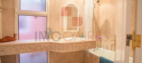 Дом с 4 спальнями в Фуншал, Португалия № 144313 17