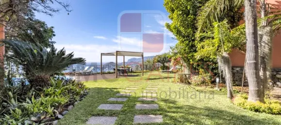 Дом с 4 спальнями в Фуншал, Португалия № 144313 32