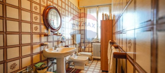 5 rooms House in Codigoro, Italy No. 109242 9