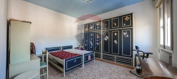 5 rooms House in Codigoro, Italy No. 109242 13