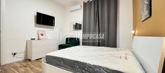 Квартира с 2 комнатами в Милан, Италия № 247855 17