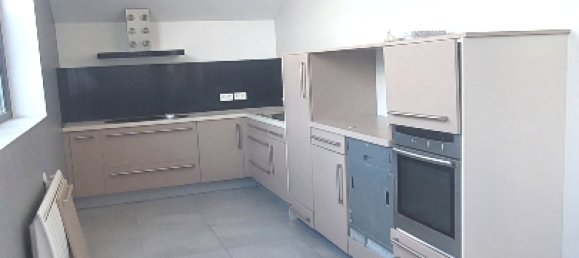 Дуплекс с 7 спальнями в Сен-Кантен, Франция № 275622 9