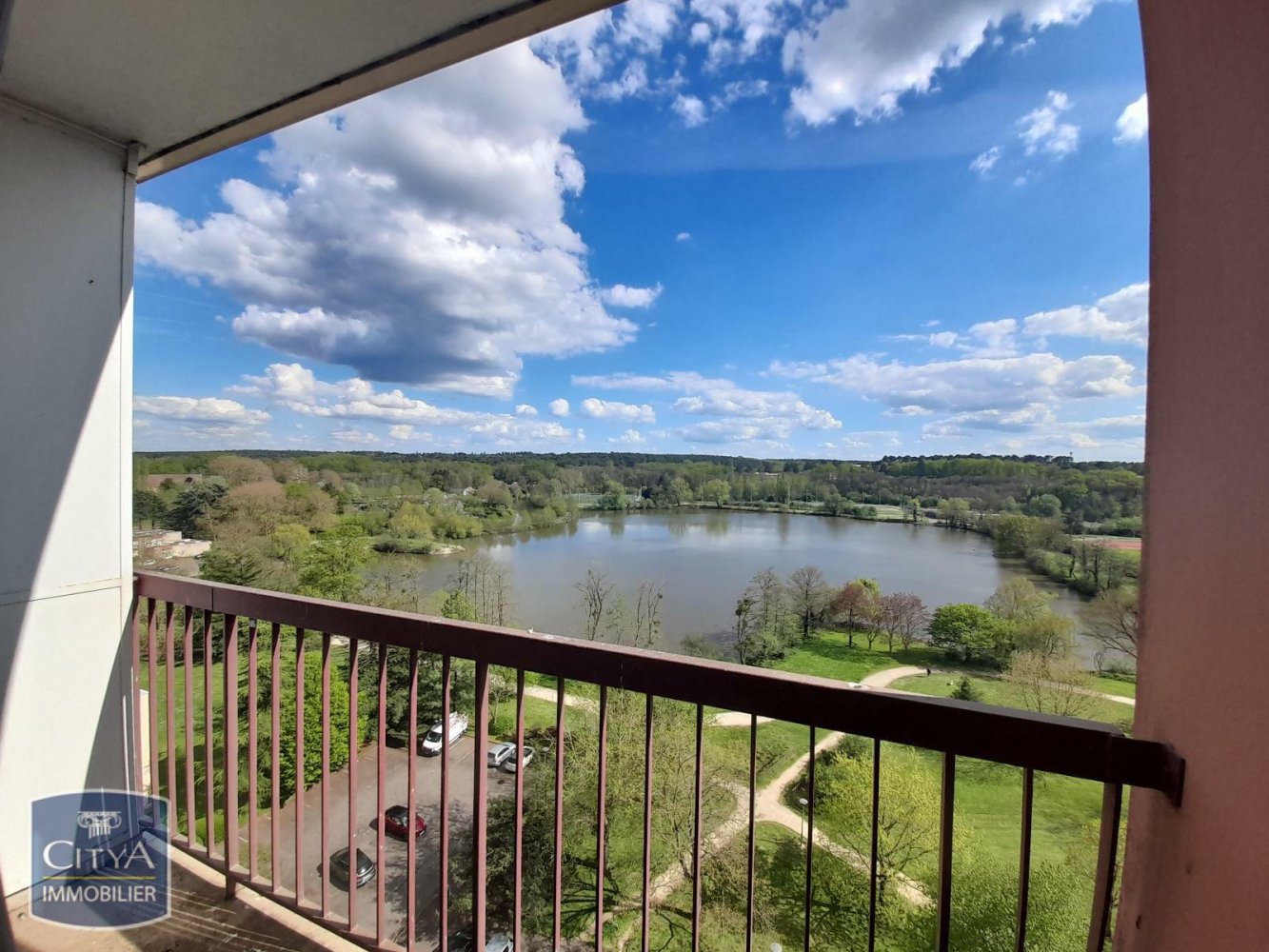 3 Schlafzimmer Wohnung in Le Mans, France, Nr. 357679