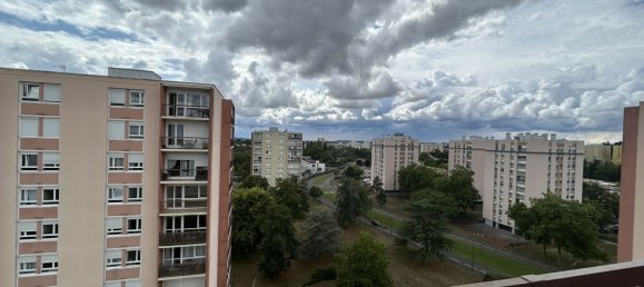 3 Schlafzimmer Wohnung in Le Mans, France, Nr. 357679 11