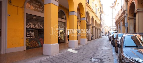Almacén en Bologna, Italy 30 m² No. 267034 5