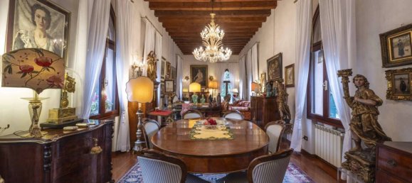 2 bedrooms Apartment in Venice, Italy No. 160377 5