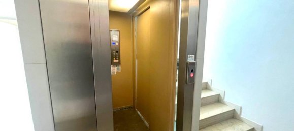 10 rooms Apartment in Rimini, Italy No. 24451 4